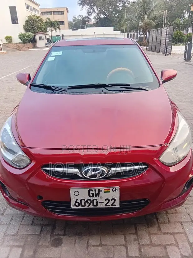Hyundai Accent 2016 Red · Photo 1