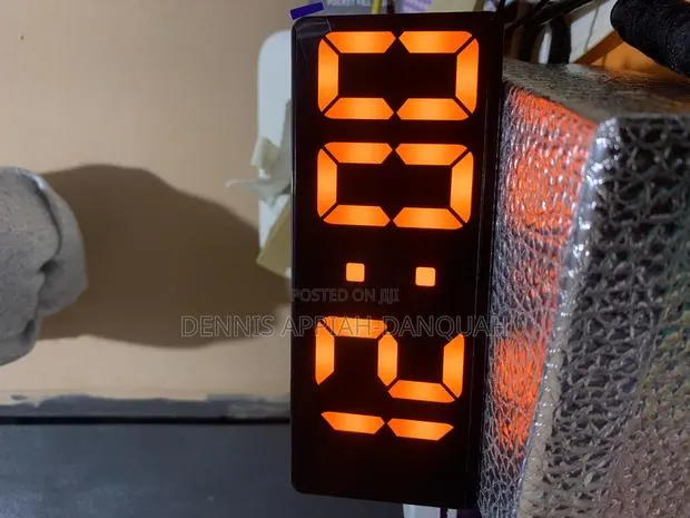 Digital Clocks · Photo 8