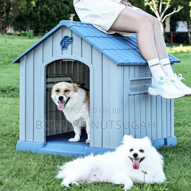Outdoor Waterproof Dog House · Photo 1