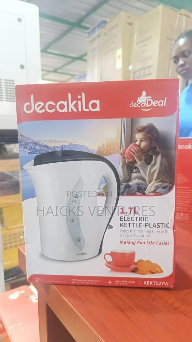 Decakila Plastic Kettle · Photo 1