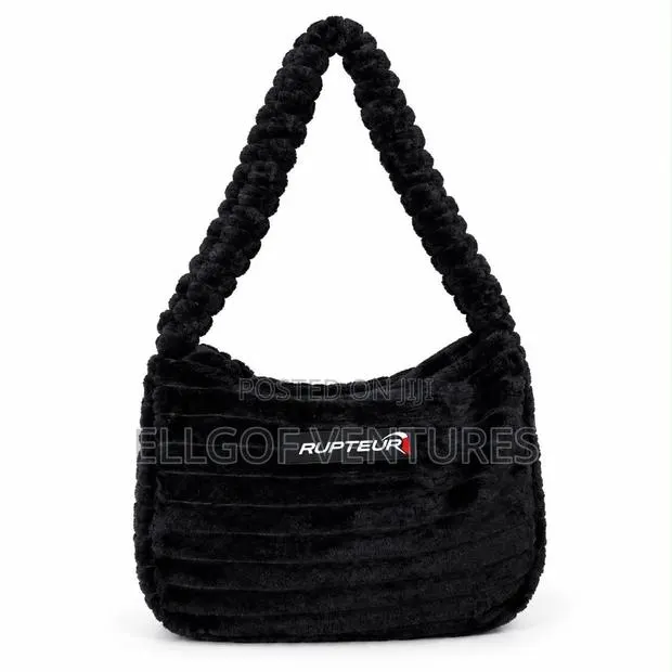Aesthetic Bag · Photo 1