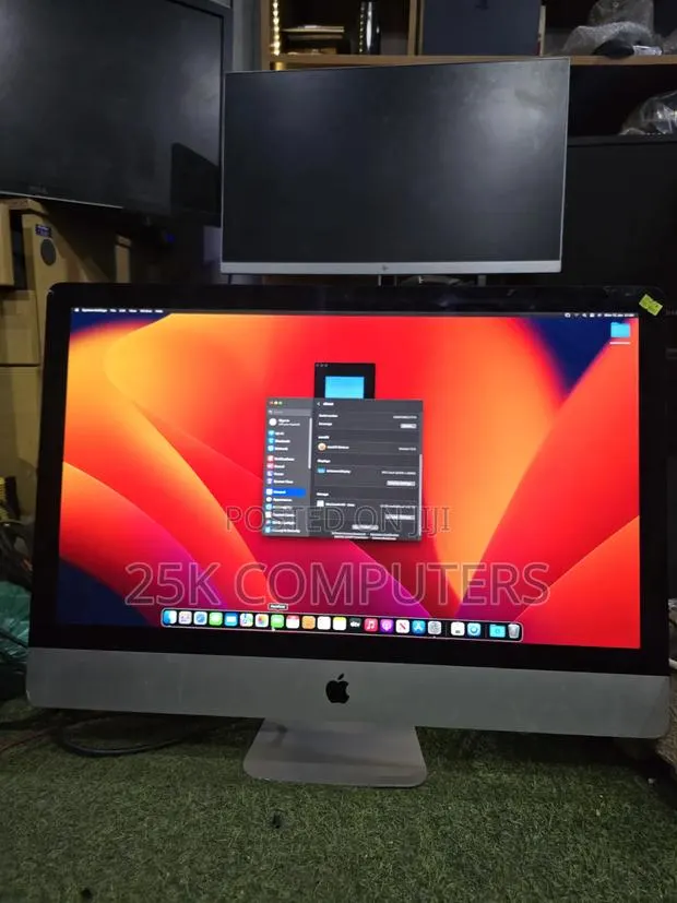 Desktop Computer Apple iMac 8GB Intel Core i5 SSD 256GB · Photo 1