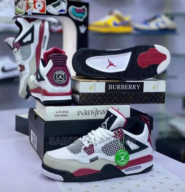 Nike Jordan 4 · Photo 1