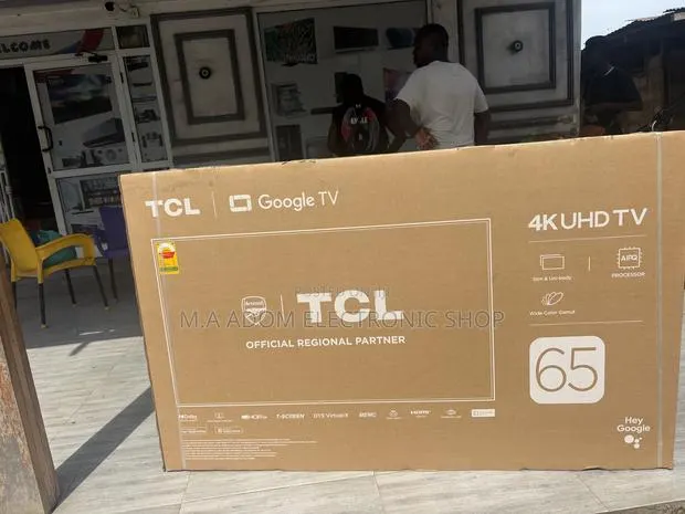 TCL 65” Smart Led Tv · Photo 1