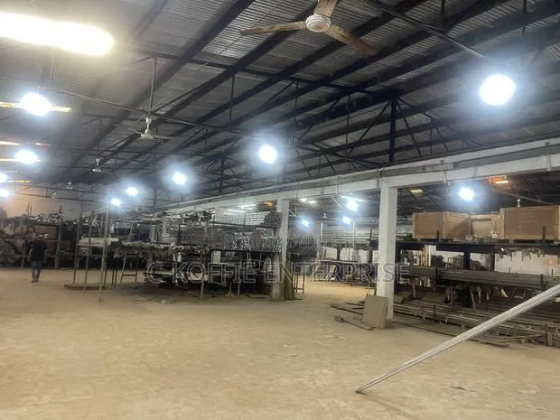 Prime Warehouse of 1800 SQM for Rent · Photo 1
