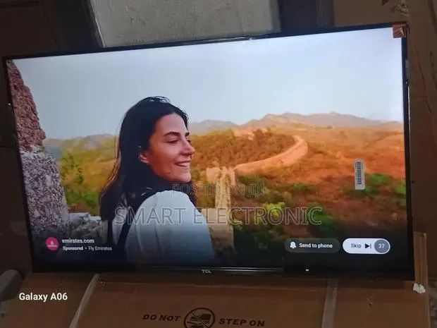 TCL 32” Hd Smart Television – Crisp Images Audio · Photo 1