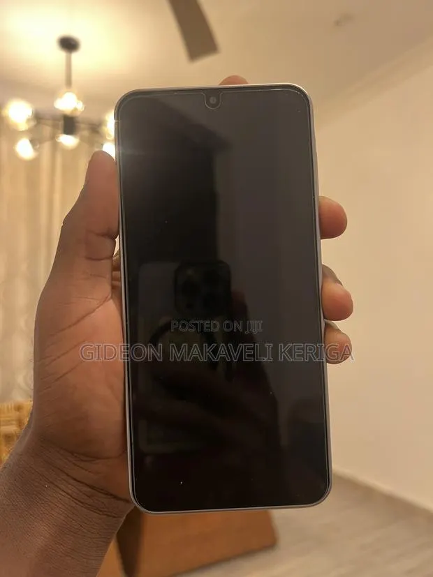 New Samsung Galaxy A17 5G 128 GB Blue · Photo 1