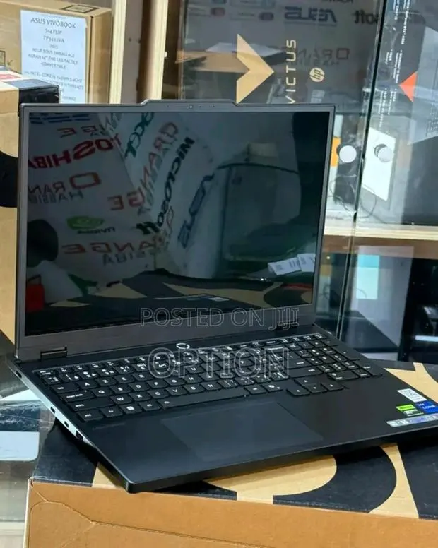 New Laptop Lenovo Legion 7 16GB Intel Core i7 SSD 1T · Photo 1