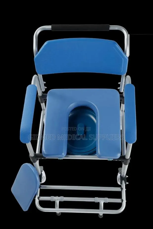 Commode Chair · Photo 1