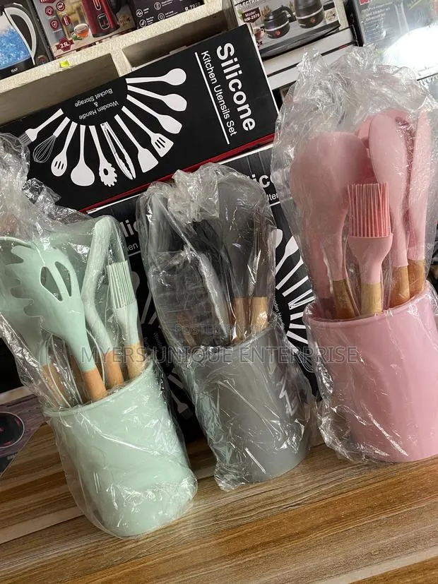 Complete Kitchen Utensils Set 12pcs Silicone + Bucket Organizer · Photo 1