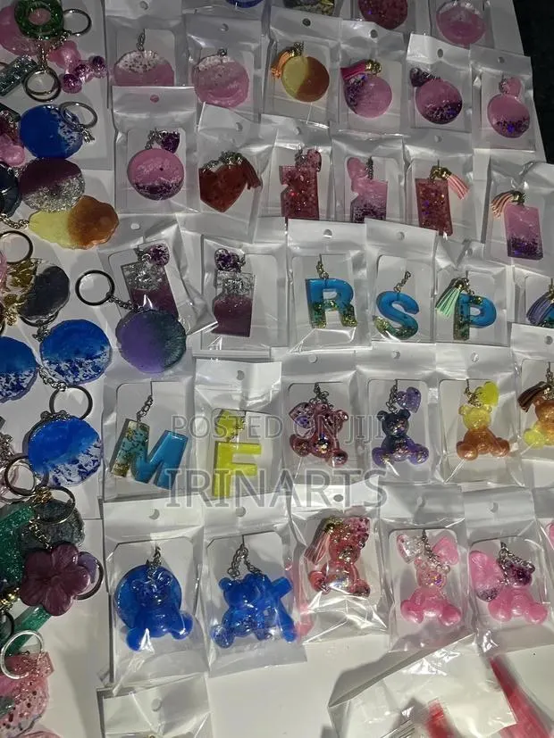Resin Keychains · Photo 1