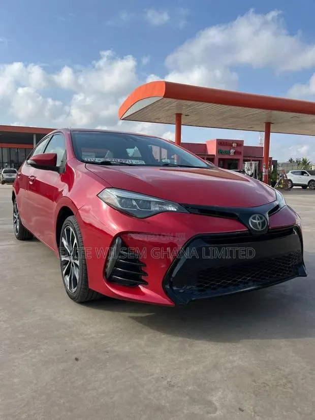Toyota Corolla SE (1.8L 4cyl 2A) 2019 Red · Photo 1