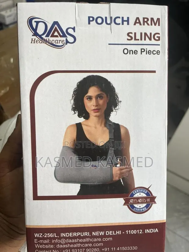 Pouch Arm Sling · Photo 1