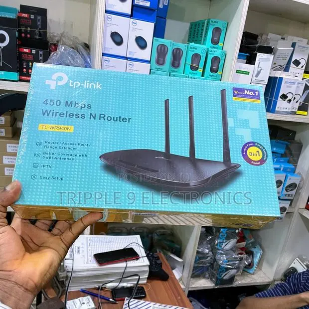 High Speed Tp Link Wifi Repeater/Extender · Photo 1
