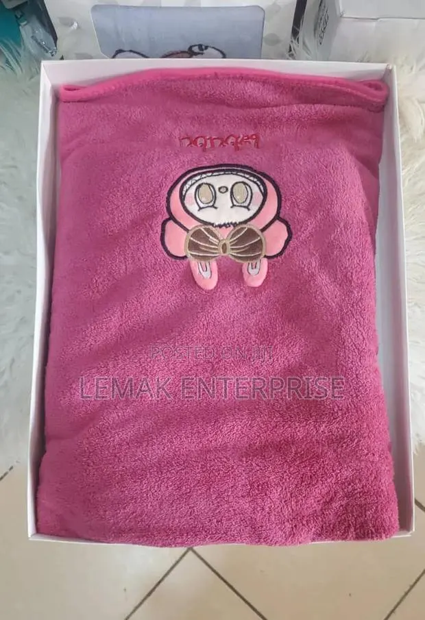 Kids Towels for All Ages. 100 Percent Cotton. Size 28"×56" · Photo 1