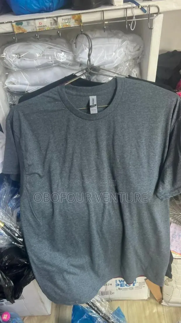Dark Grey T-Shirts From Usa Gildan Unisex Plain T-Shirt. · Photo 1