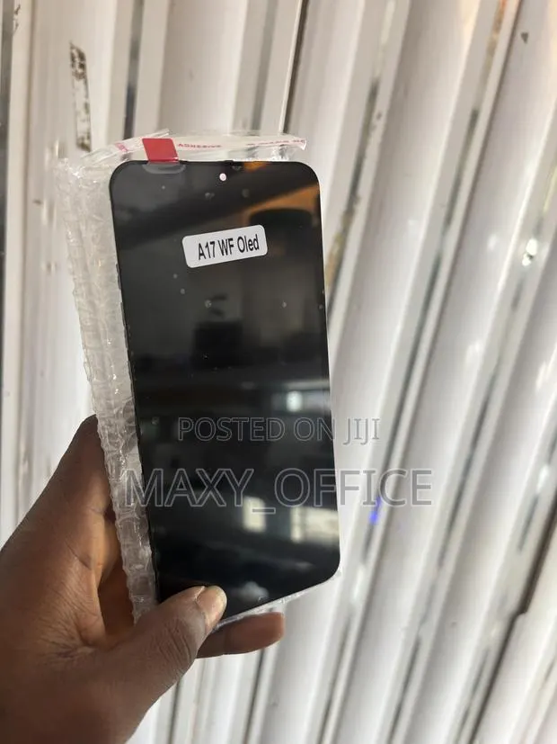 Galaxy A17 Original Screen Replacement · Photo 1