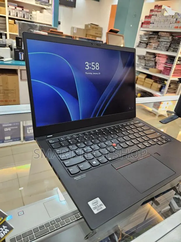 Laptop Lenovo ThinkPad X1 Carbon 16GB Intel Core i5 SSD 256GB · Photo 1