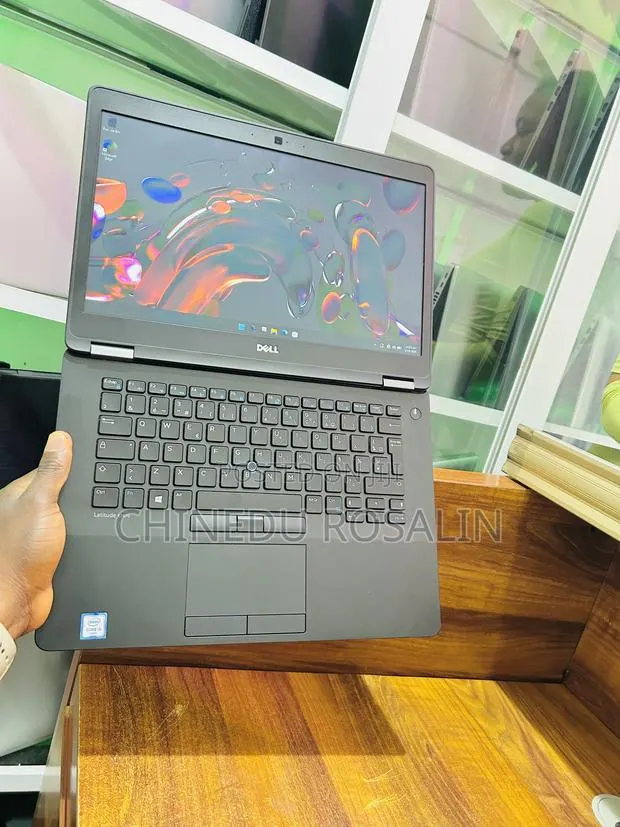 Laptop Dell Latitude 14 E7470 8GB Intel Core i5 SSD 256GB · Photo 1