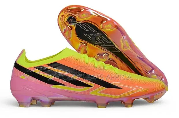 Football Shoes · Photo 1