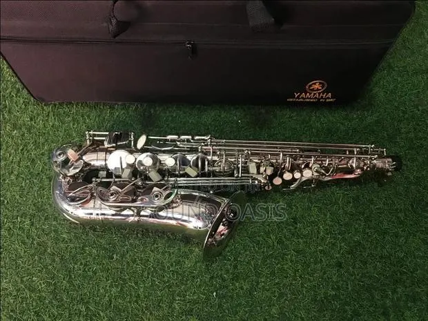 Yamaha Yas-280 Alto Saxophones · Photo 1