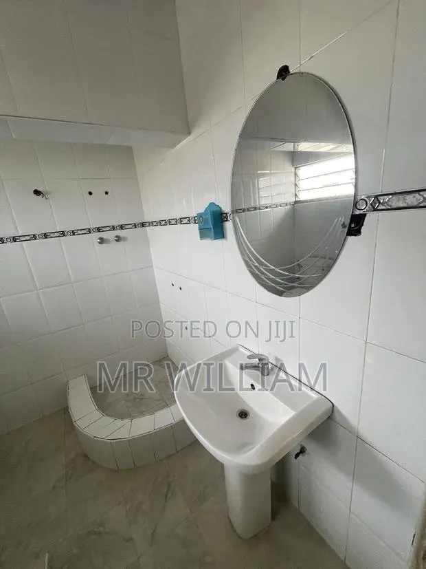 4bdrm Mansion in Spintex for rent · Photo 1