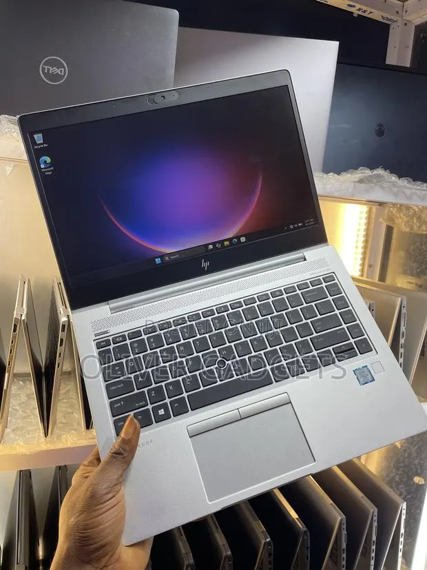 Laptop HP EliteBook 840 G5 16GB Intel Core i5 SSD 256GB · Photo 1
