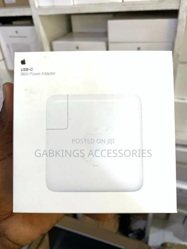 96w Usd-C Power Adapter · Photo 1