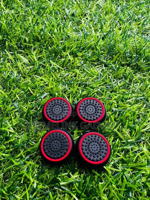 Ps4 ,Ps5 ,Xbox ,Switch Pro/2 Joystick Silicone Cover Protector · Photo 1