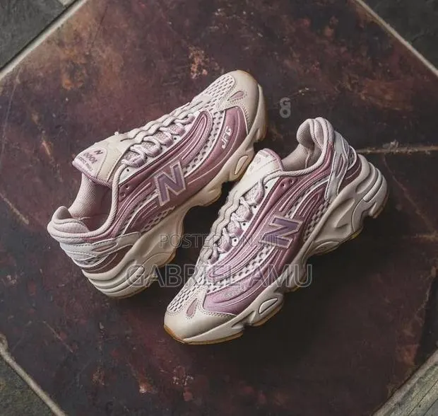 New Balance 1000 · Photo 1