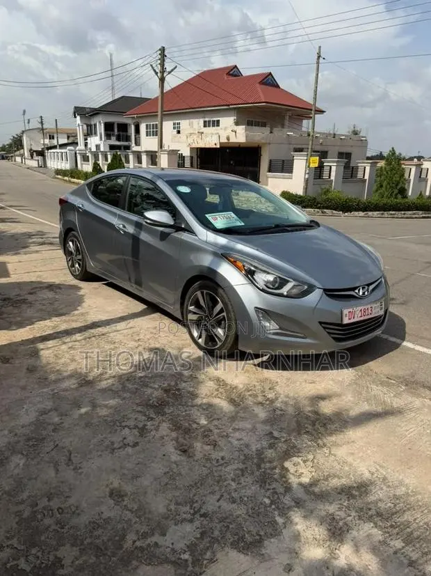 Hyundai Elantra 2016 Silver