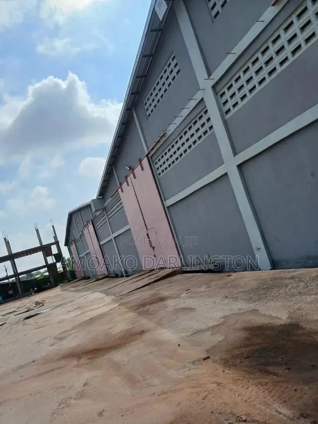Warehouse for RWNT Kpone Tema · Photo 1