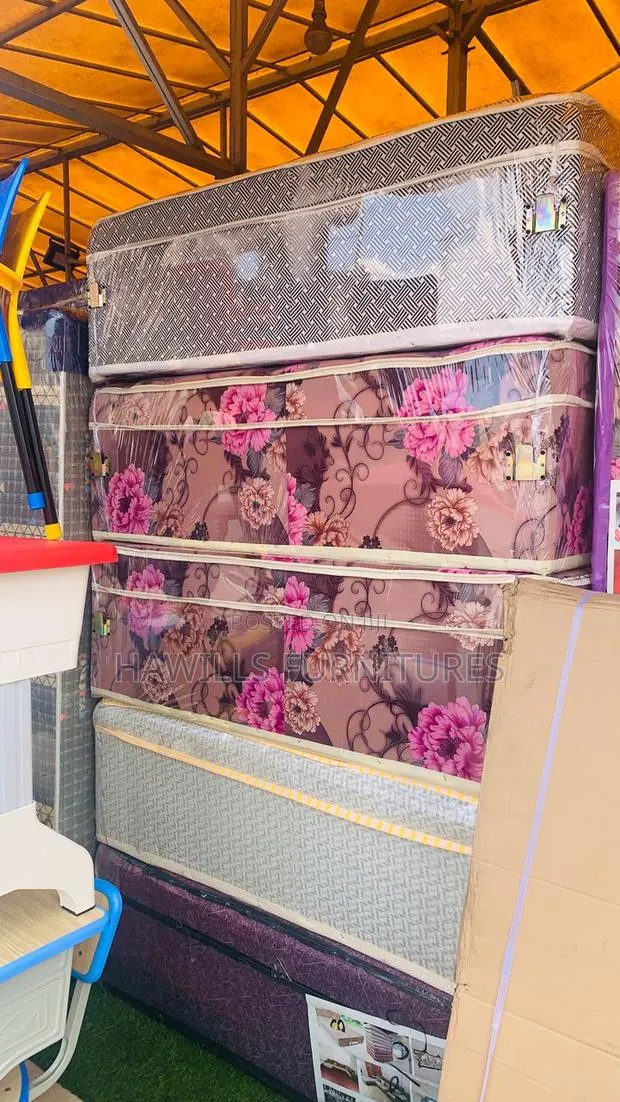 Brand New Inbuilt Mattresses · Photo 1