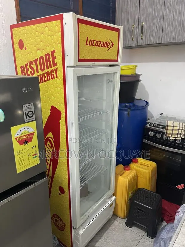 Midea Display Fridge · Photo 1