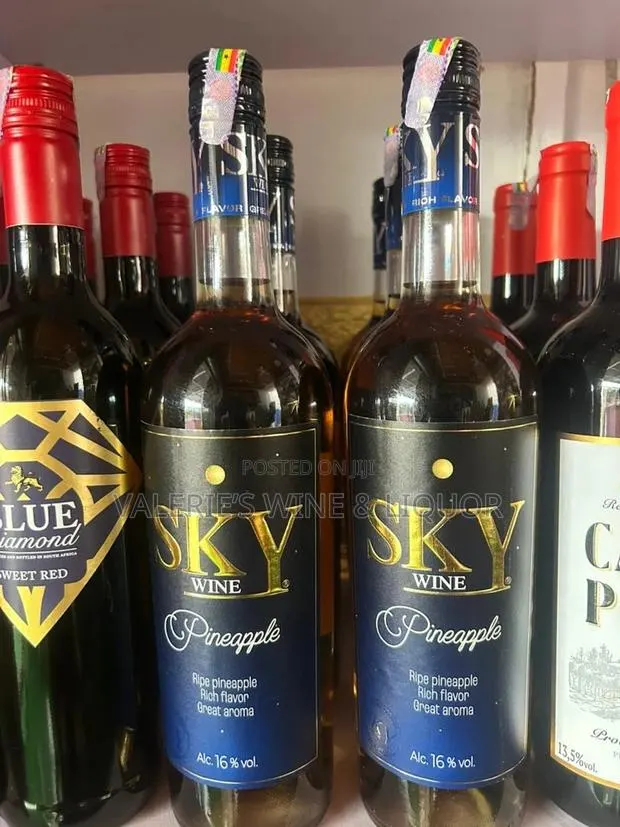 Sky Pineapple Flavored Wine -750ml · Photo 1