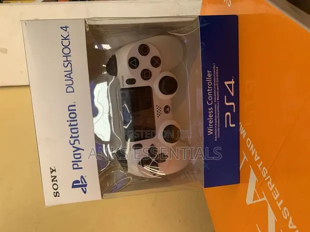 Original Playstation 4 Controller · Photo 1