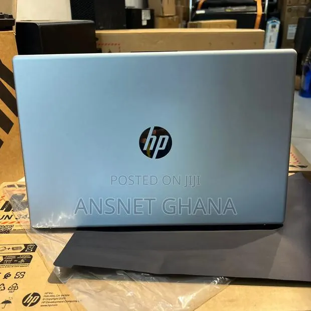 New Laptop HP 15 8GB Intel Core Ultra 5 SSD 512GB · Photo 1
