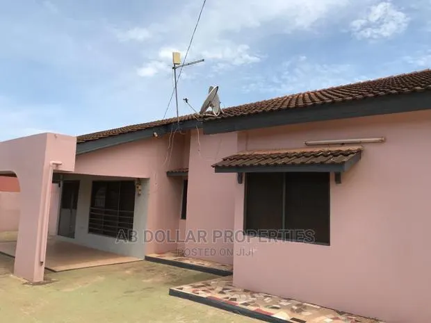 4bdrm House in Spintex for Rent · Photo 1