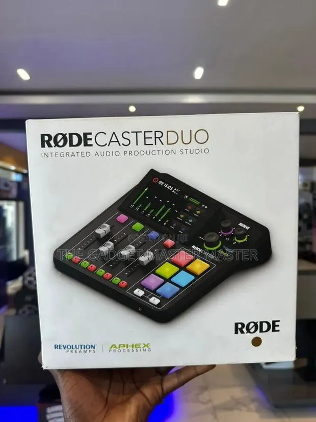 Rode RodeCaster Duo Integrated Audio Production Studio · Photo 1