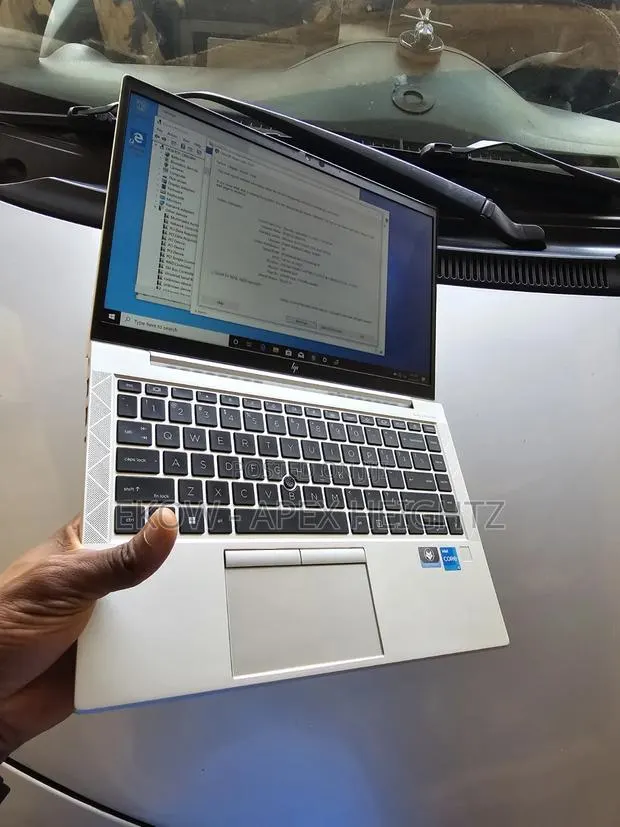 Laptop HP EliteBook 840 G8 16GB Intel Core i5 SSD 256GB · Photo 1
