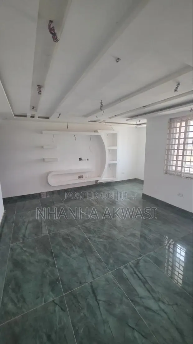 1bdrm Apartment in Lashibi Drc, Sakumono for rent · Photo 1