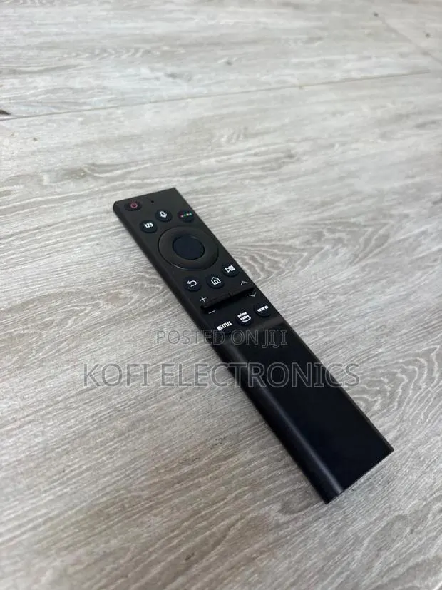Samsung Universal One Remote Streamlined Entertainment Control · Photo 1