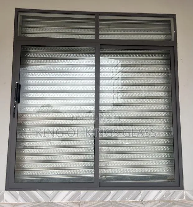 Sliding Door With Top Fix · Photo 1