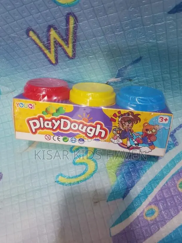 Play With Play Dough and Have Fun · Photo 1