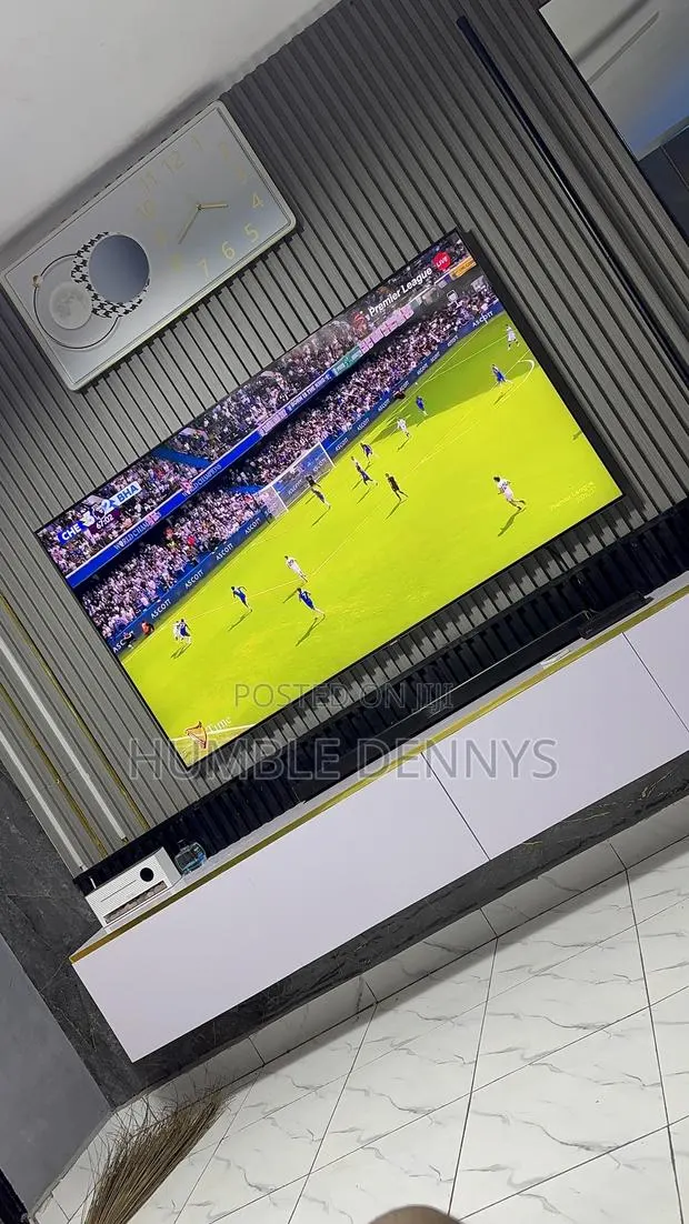 Samsung Q90T · Photo 1