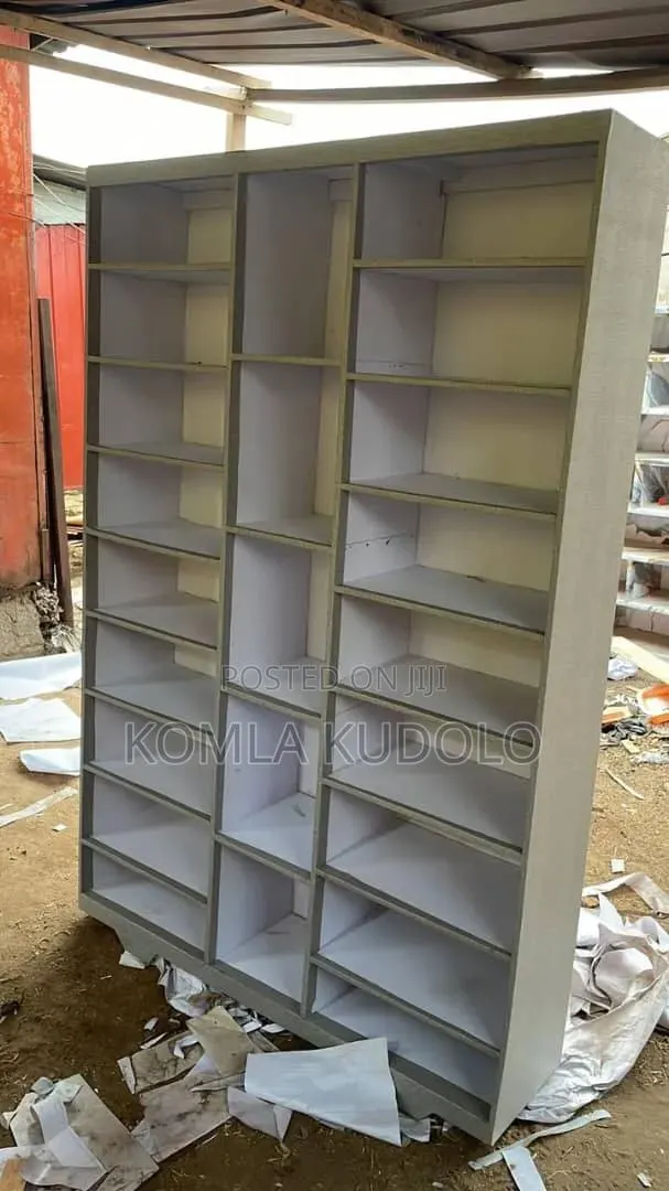 Shoe Racks · Photo 1
