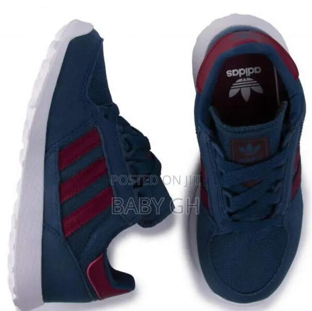 Adidas Forest Grove for Kids · Photo 1
