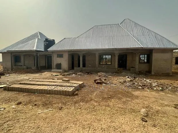 7bdrm House in Nyeshie, Tamale Municipal for sale · Photo 1