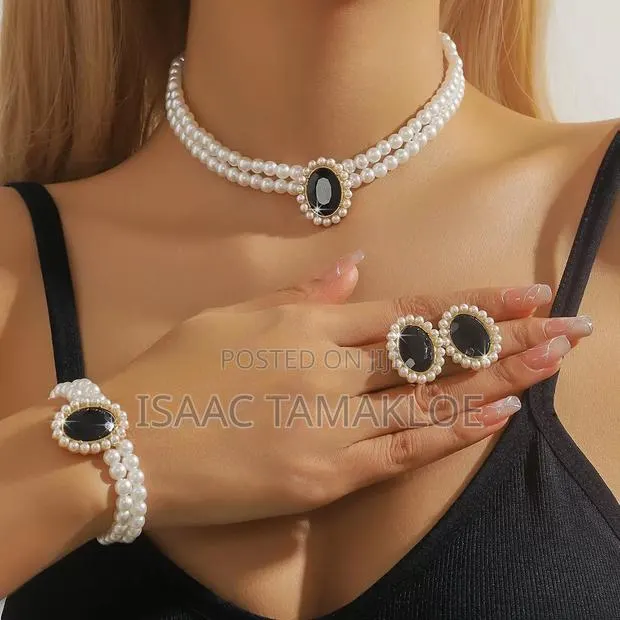 3 in 1 Beads Necklace,ring,bracelet · Photo 1