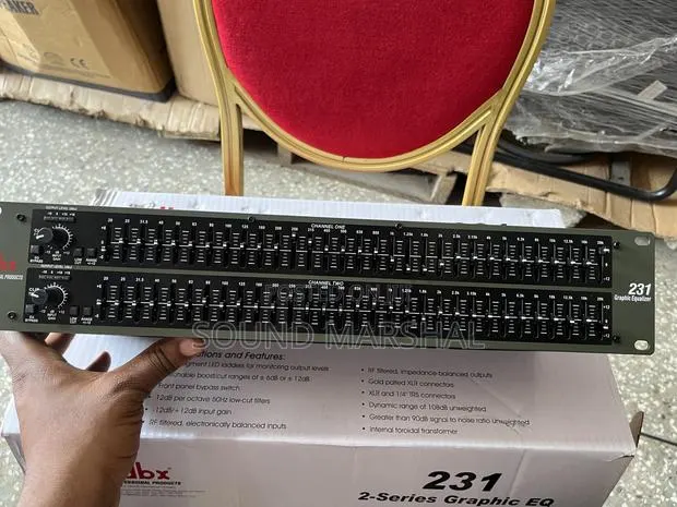 DBX 231 Dual Graphic Equalizer · Photo 1
